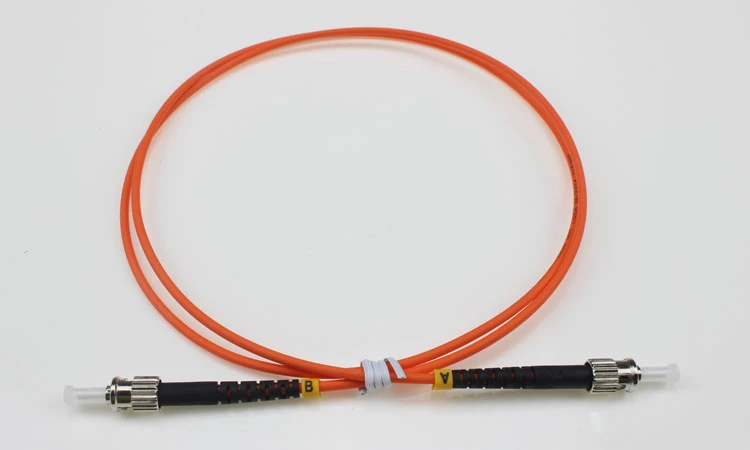 Câbles de cavalier ST à fibre optique